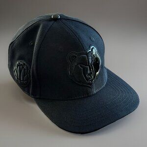 Pro Standard Memphis Grizzlies All Black Hat Men’s Snapback Embossed Embroidered
